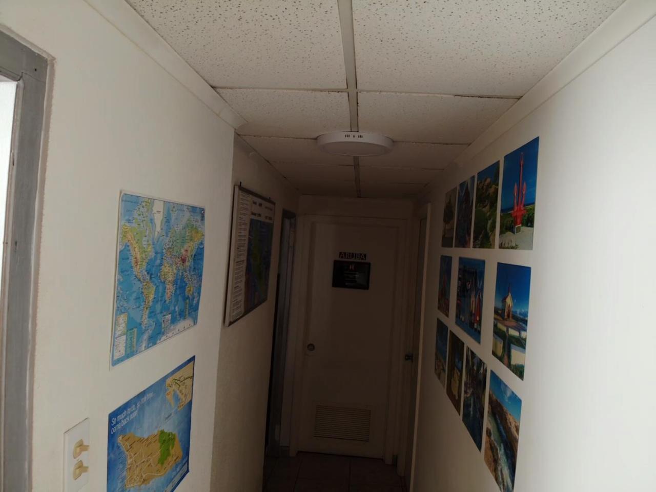 Hostel Room Aruba โอรันเยสตัด ภายนอก รูปภาพ