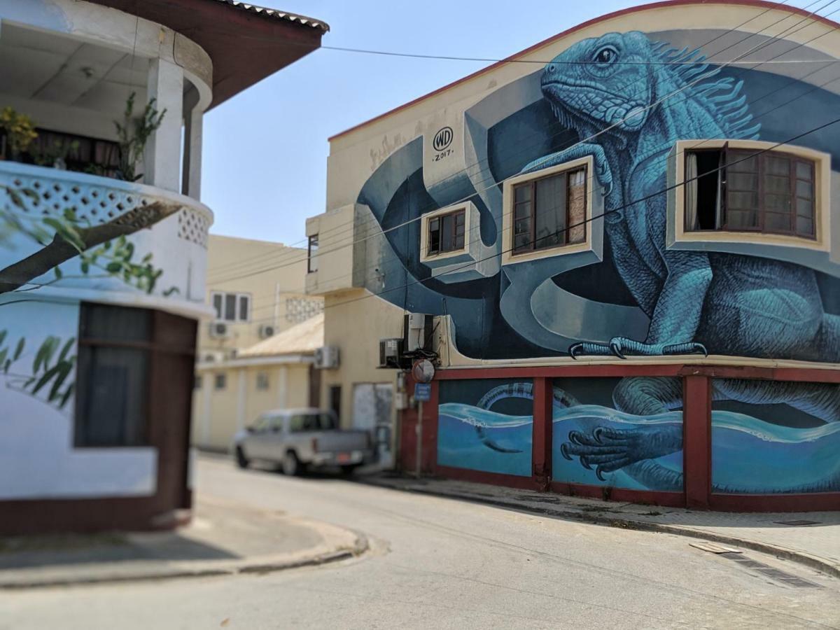 Hostel Room Aruba โอรันเยสตัด ภายนอก รูปภาพ